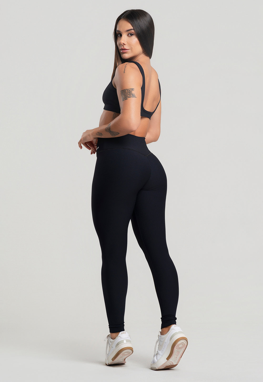 Conjunto Calça + Top Canelado Preto