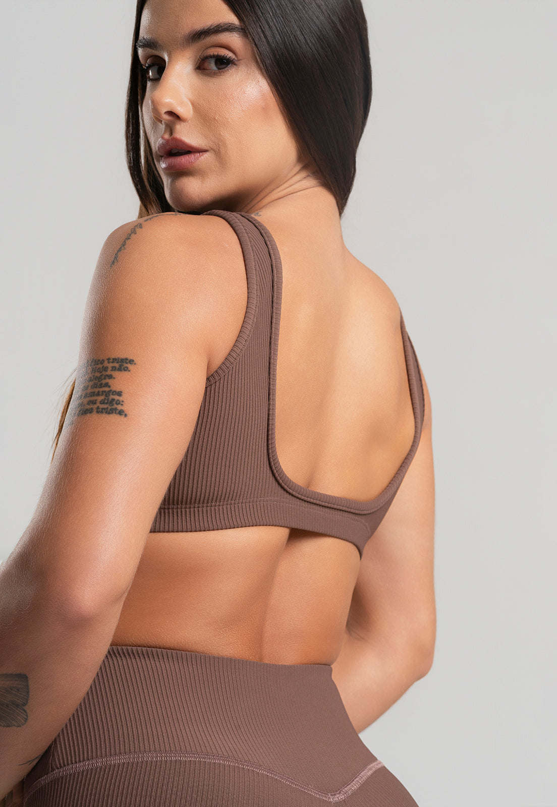 Conjunto Calça + Top Canelado Marrom