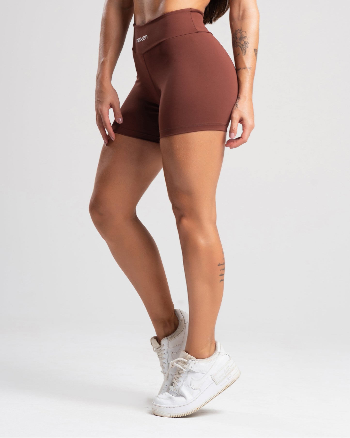 Short Tank Marrom Poliamida