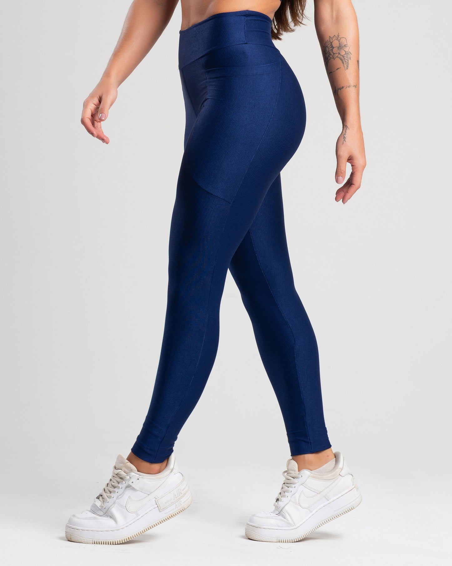 Legging Glow Pocket Azul Marinho Poliamida