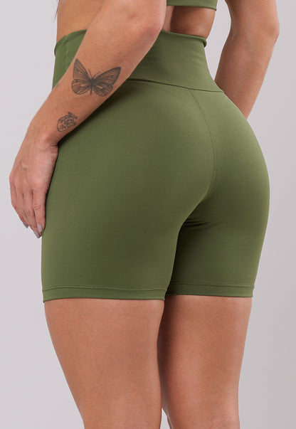 Short Basic Verde Oliva