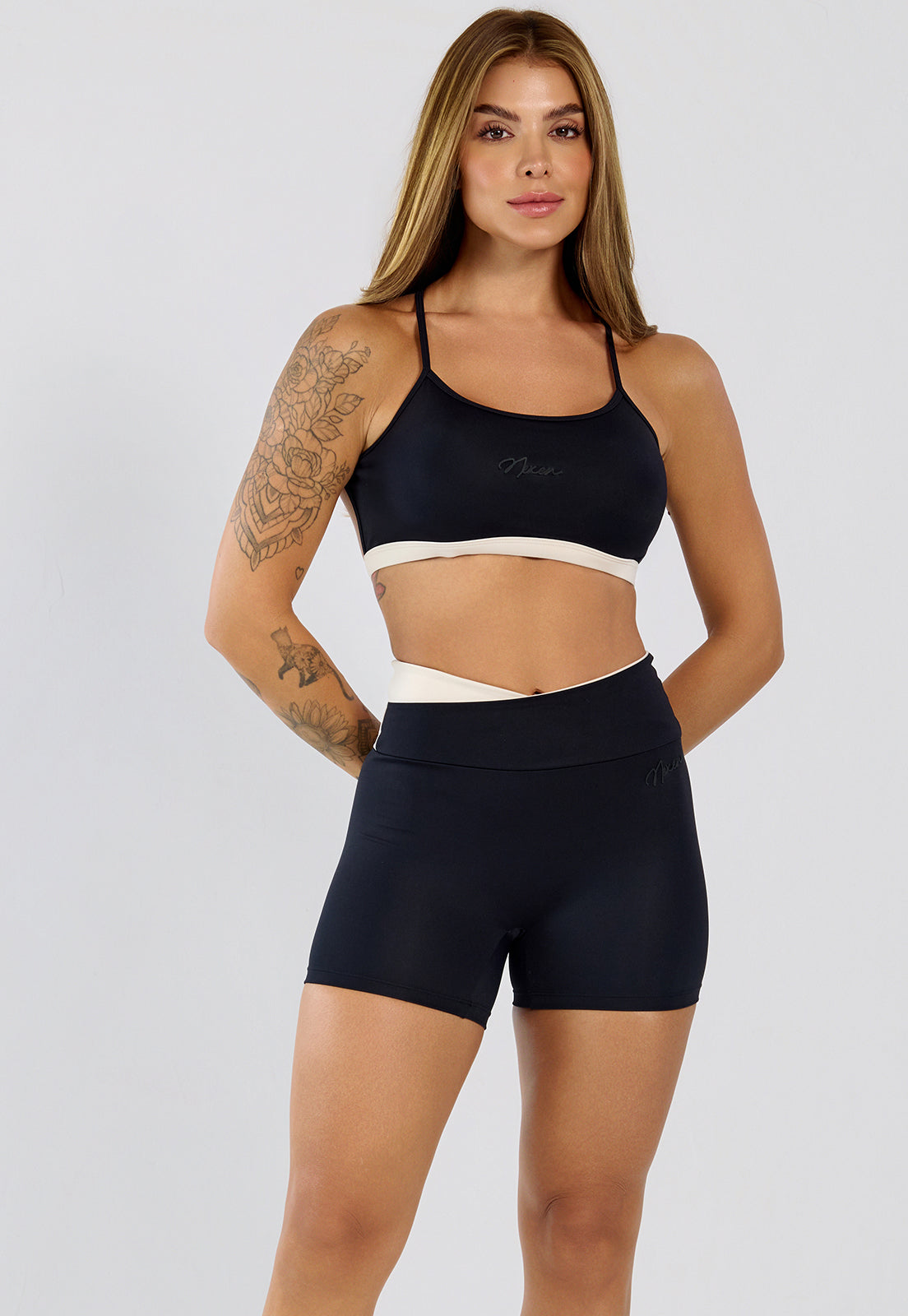Conjunto Short e Top Lótus Preto e Nude