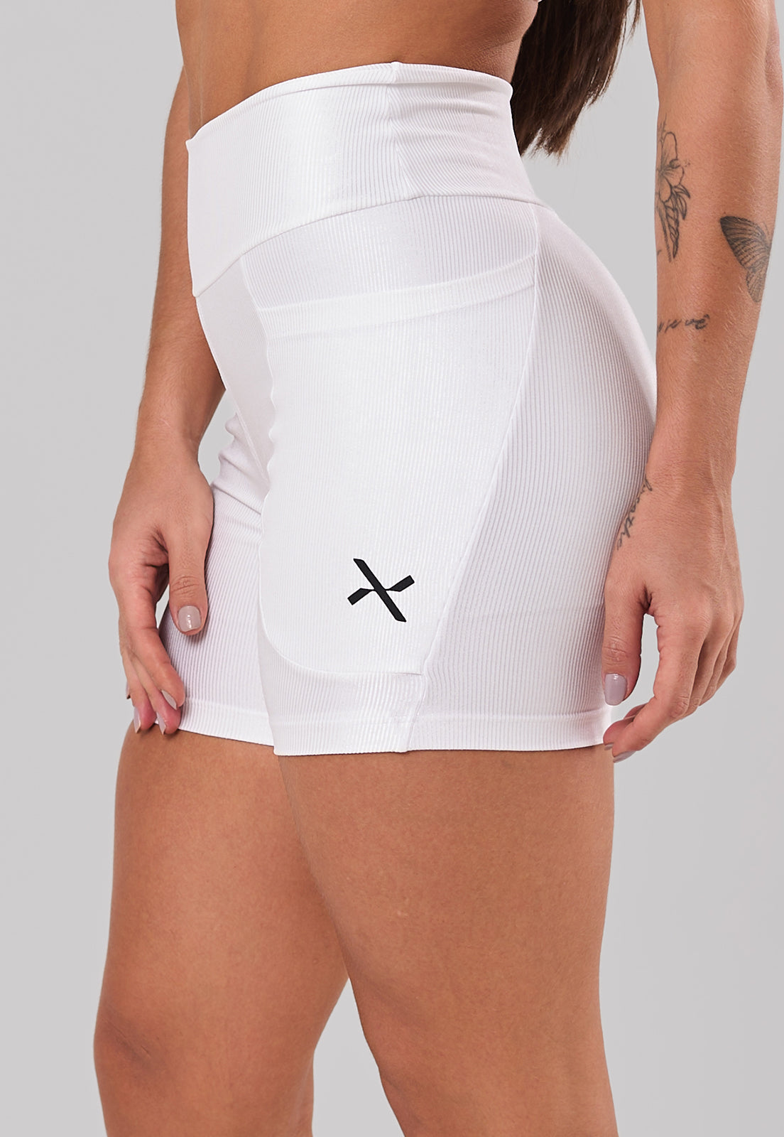 Short Glow Pocket Branco  Poliamida