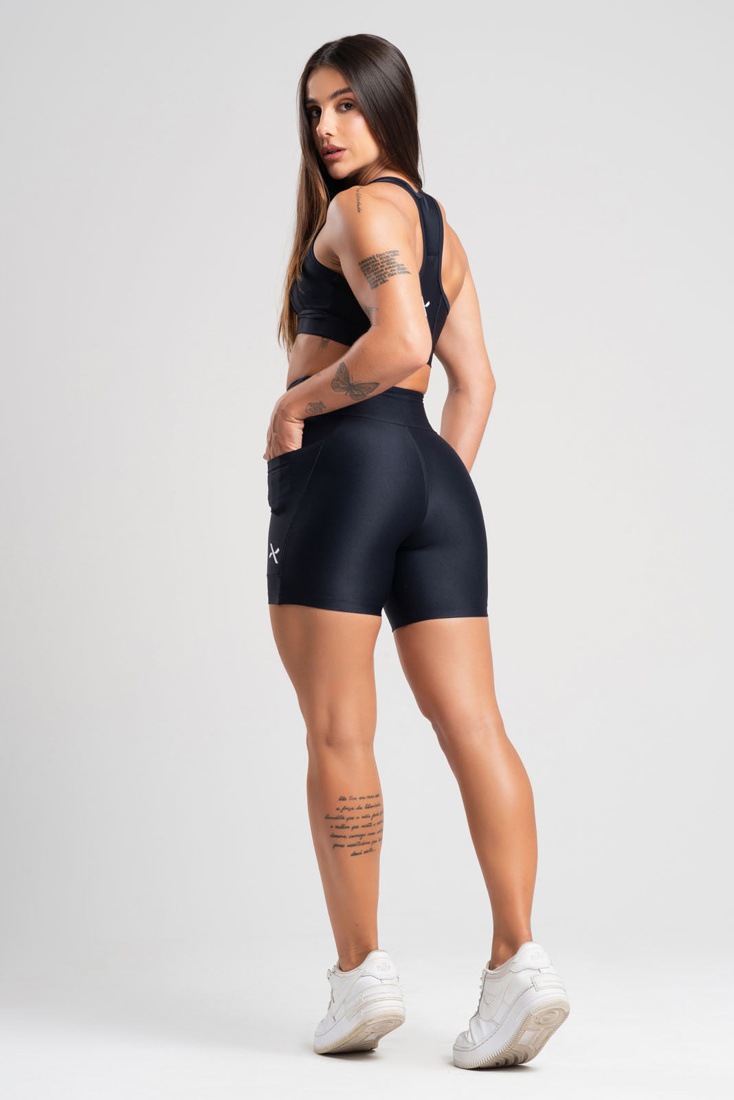 Conjunto Glow Pocket Preto Poliamida Short+Top
