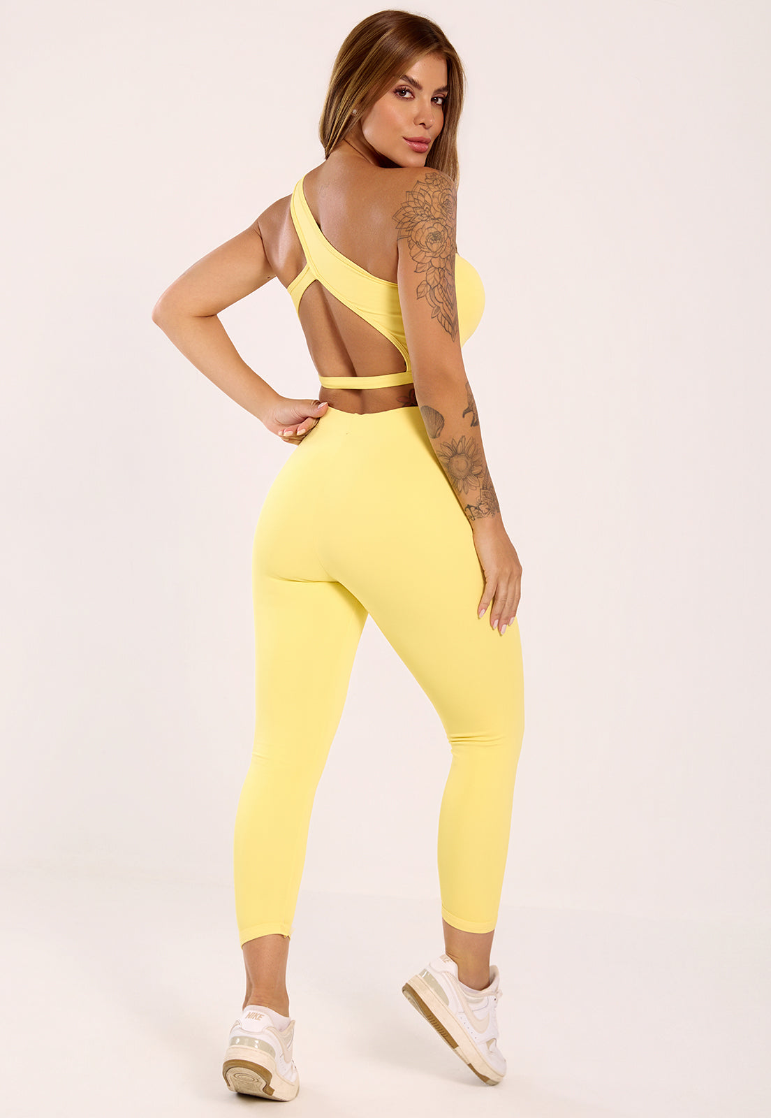 Conjunto Legging e Top Lily Amarelo Manteiga
