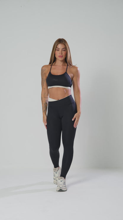 Conjunto Legging e Top Lótus Preto e Nude
